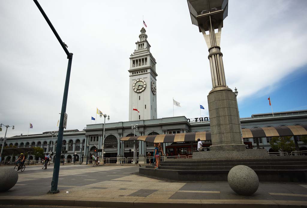 photo,material,free,landscape,picture,stock photo,Creative Commons,Ferry Building, large clock, The Star-Spangled Banner, ferry, terminal