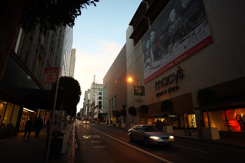 Foto, materiell, befreit, Landschaft, Bild, hat Foto auf Lager,San Francisco der Dmmerung, Bei Dunkelheit, Auto, Gebude, Reihe von Husern an einer Stadtstrae