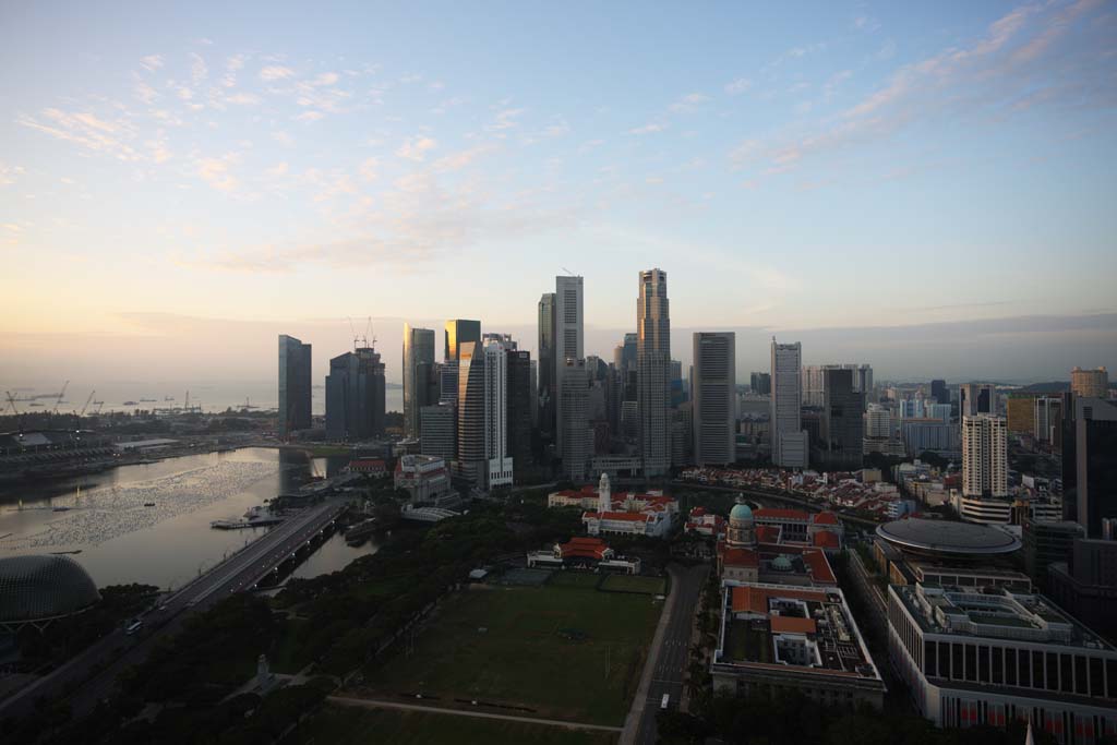 Foto, materiell, befreit, Landschaft, Bild, hat Foto auf Lager,Der Singapurische Tagesanbruch, Wolkenkratzer, Die Morgensonne, Stiller Morgen, blauer Himmel