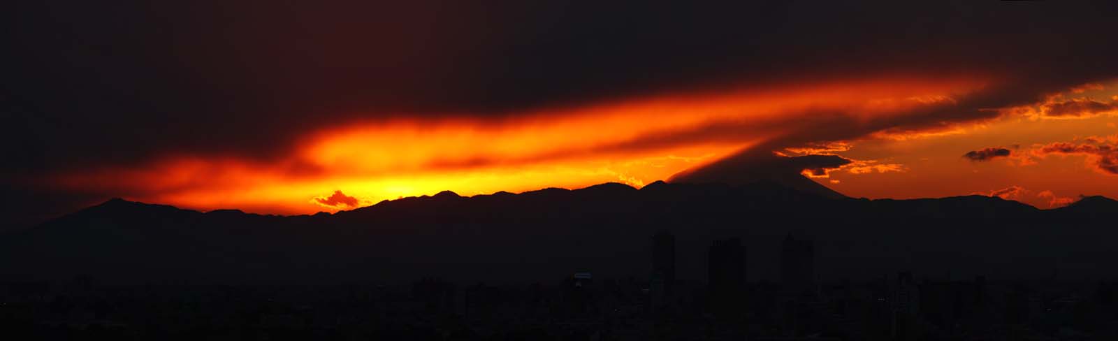 fotografia, materiale, libero il panorama, dipinga, fotografia di scorta,Un tramonto di Tanzawa, ridgeline, Rosso, nube, Alla buio