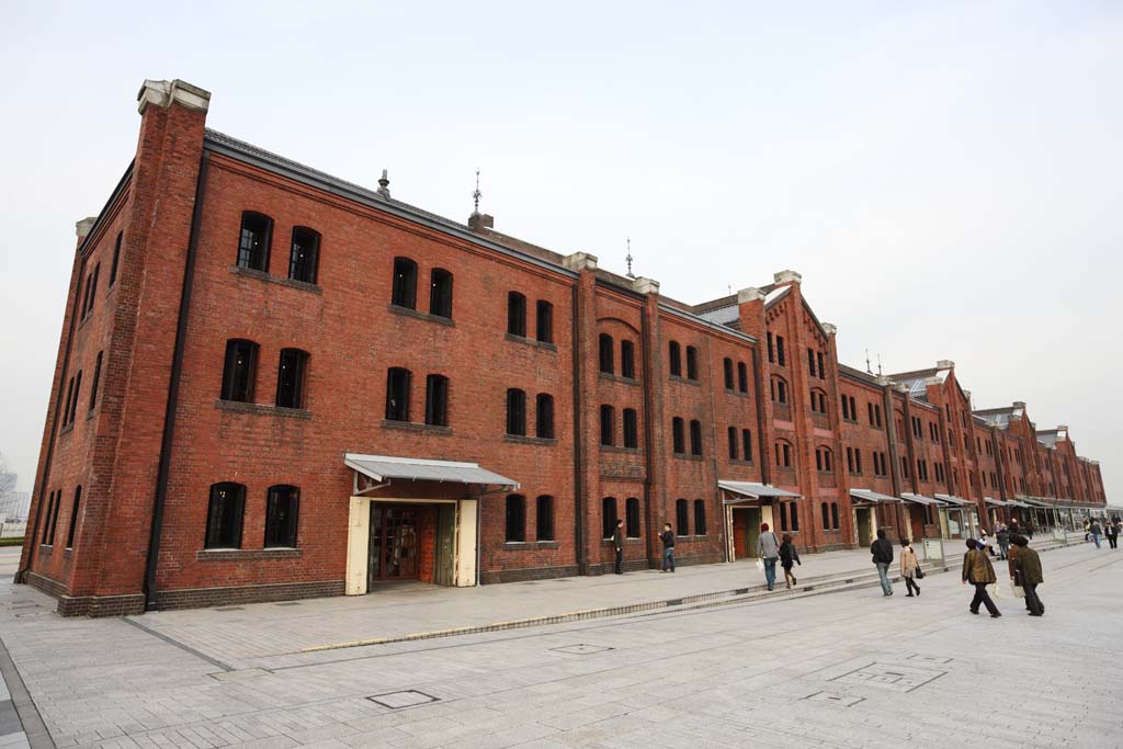 photo,material,free,landscape,picture,stock photo,Creative Commons,Yokohama red brick warehouse, brick warehouse, sightseeing spot, Waterfront, modernization industry inheritance