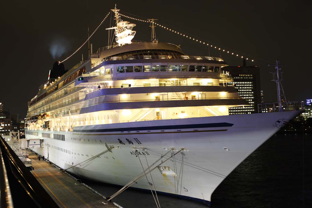 Foto, materiell, befreit, Landschaft, Bild, hat Foto auf Lager,Luxurises Passagierpassagierschiff Asuka IIE, Das Meer, Schiff, groer Pier, Yokohama