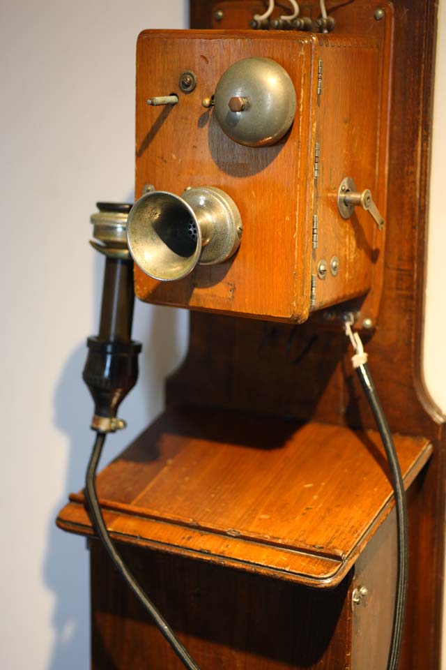 Foto, materiell, befreit, Landschaft, Bild, hat Foto auf Lager,Meiji-mura Village Museum Telefon, Telefon vom Meiji, Die Verwestlichung, Ich setzte es und rede auf das Telefon, Kulturelles Erbe