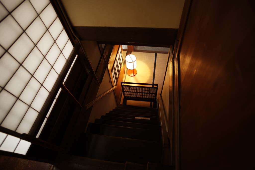 Foto, materieel, vrij, landschap, schilderstuk, bevoorraden foto,Een persoon van Meiji-mura Village Museum naar het oosten pijnboom huis, Gebouw van de Meiji, Shoji, Maak, Trap