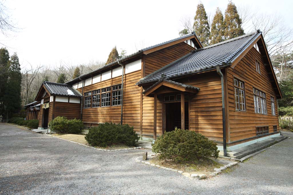 Foto, materiell, befreit, Landschaft, Bild, hat Foto auf Lager,Das vierte Meiji-mura-Dorf Museum lteres Gymnasium kriegerisches Knste-dojo-Studio [ein schweigsamer Tempel], das Bauen vom Meiji, Die Verwestlichung, West-Stilgebude, Kulturelles Erbe