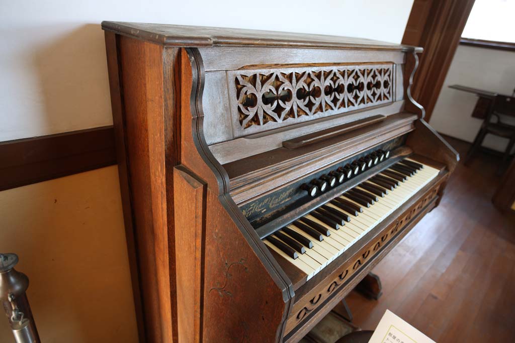 Foto, materiell, befreit, Landschaft, Bild, hat Foto auf Lager,Eine evangelische Kirche Profi-auf Meiji-mura-Dorf Museum Seattle Tag, musikalisches Instrument, Ein Organ, Ein amerikanisches Haus, Kulturelles Erbe