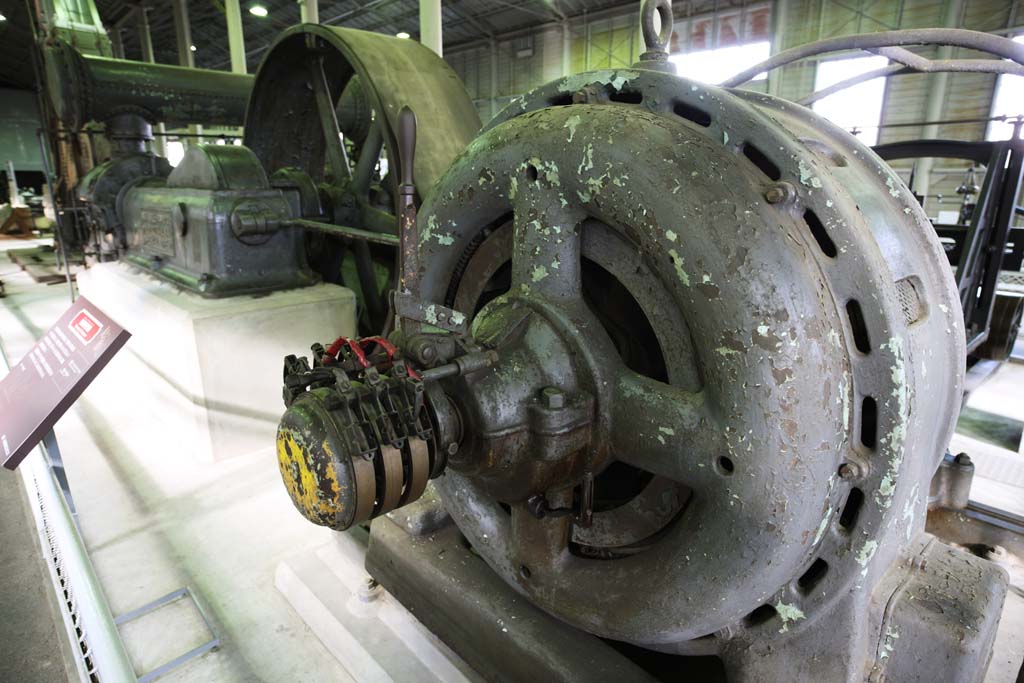 photo,material,free,landscape,picture,stock photo,Creative Commons,Meiji-mura Village Museum coming and going air compressor, machine of the Meiji, The Westernization, factory, Cultural heritage