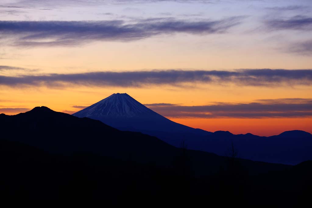 photo,material,free,landscape,picture,stock photo,Creative Commons,The morning of Mt. Fuji, Mt. Fuji, The morning glow, cloud, color