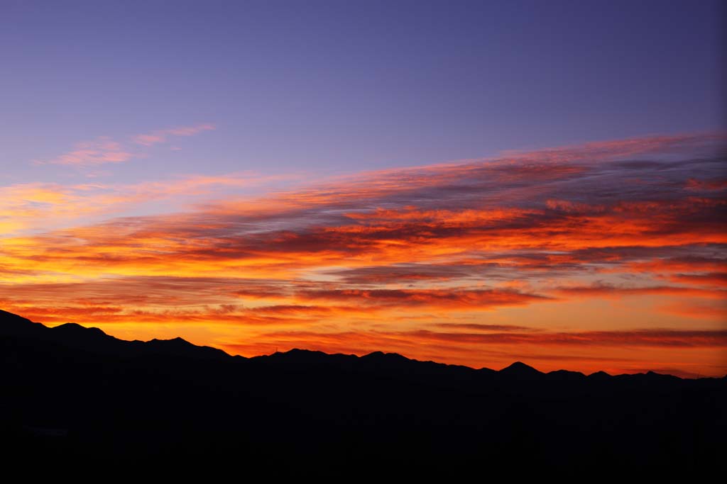 photo, la matire, libre, amnage, dcrivez, photo de la rserve,Le matin de la montagne, ridgeline, L'incandescence du matin, nuage, couleur