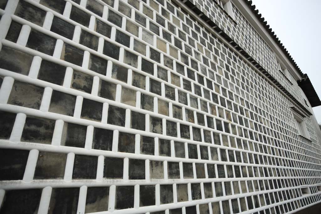 Foto, materiell, befreit, Landschaft, Bild, hat Foto auf Lager,Kurashiki-Mauer deckte mit quadratischen Ziegeln und verband mit grogezogenem Pflaster, Traditionelle Kultur, Traditionsarchitektur, Das Pflaster, wall deckte mit quadratischen Ziegeln und verband mit grogezogenem Pflaster