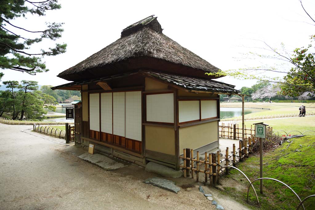 Foto, materiell, befreit, Landschaft, Bild, hat Foto auf Lager,Koraku-en-Garten, Stroh-gedecktes mit Stroh Dach, shoji, Japanisch-Stilzimmer, Traditionsarchitektur