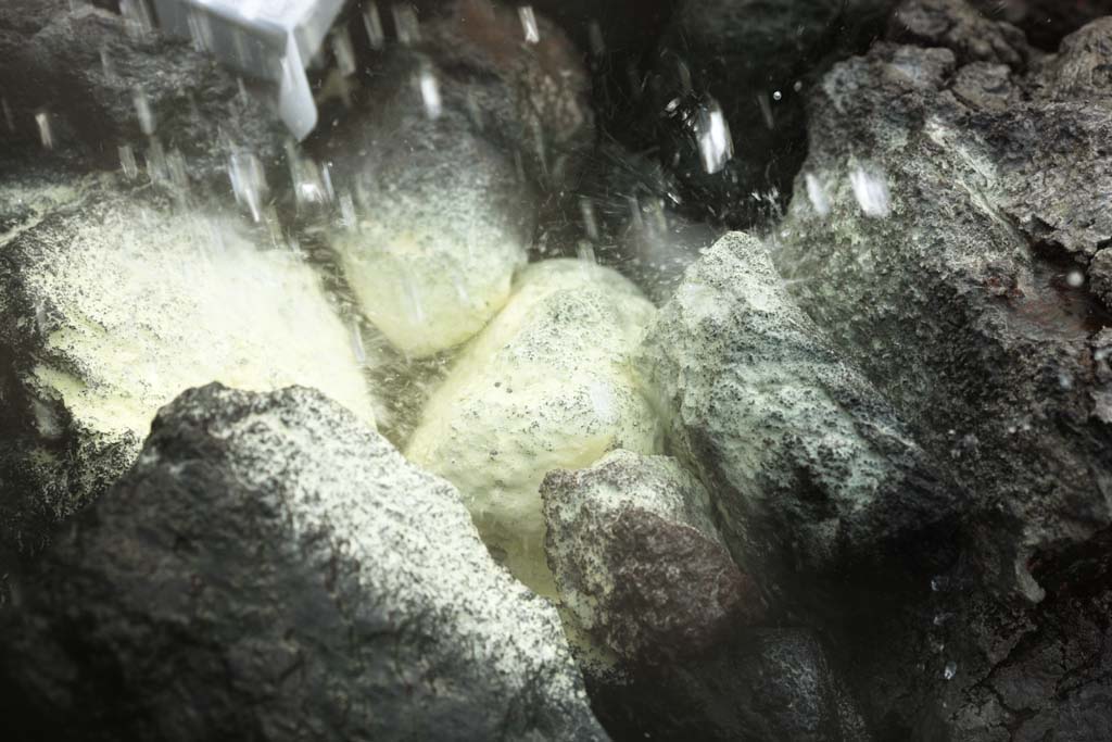 Foto, materieel, vrij, landschap, schilderstuk, bevoorraden foto,Kusatsu heet voorjaar heet water plaatsen in het veld, Rots, Heet voorjaar, Zwavel, Heet water