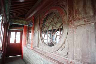 photo,material,free,landscape,picture,stock photo,Creative Commons,Penglai Pavilion, round window, lofty building, Chinese food, sightseeing spot