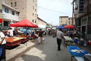 Foto, materieel, vrij, landschap, schilderstuk, bevoorraden foto,Een diepe rode profijt markt, Markt, Straat stal, Boodschappend doend, Leven