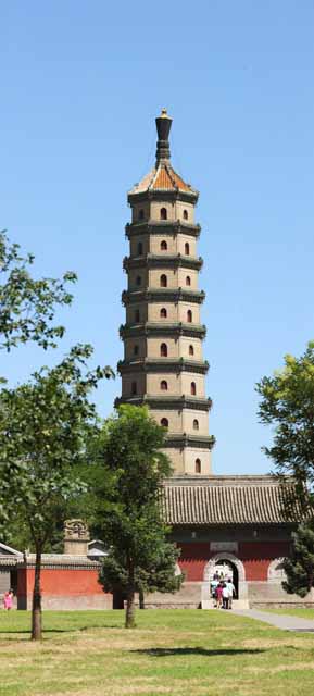 photo,material,free,landscape,picture,stock photo,Creative Commons,Summering mountain cottage yongyoutemple, Buddhist reliquary, Chaitya, tower, Ch'ing