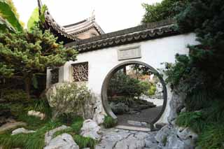 photo,material,free,landscape,picture,stock photo,Creative Commons,The YuGarden gate, Joss house garden, , The gate, Chinese building