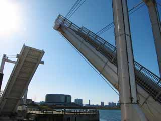 Foto, materieel, vrij, landschap, schilderstuk, bevoorraden foto,Een basculebrug, Brug, Beweegbare brug, Blauwe lucht, Ik stel