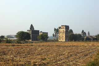 photo,material,free,landscape,picture,stock photo,Creative Commons,Zi Li Cun, The ruins, sculpture, [a stone lap]A tower, I am Western-style