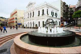 photo,material,free,landscape,picture,stock photo,Creative Commons,Senado Square, , , , 