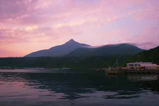 ,,, ,,,Mt.   Rishiri-fuji     ,  ., ., .  ,    Oshidomari.  