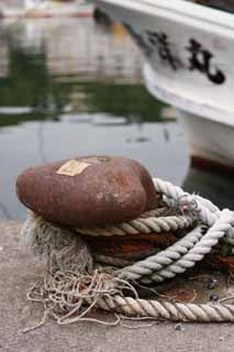 photo,material,free,landscape,picture,stock photo,Creative Commons,Mooring post, ship, port, rope, mooring post