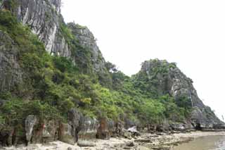 photo,material,free,landscape,picture,stock photo,Creative Commons,Halong Bay Daugo Island, , , , 