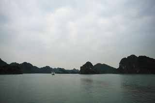 photo,material,free,landscape,picture,stock photo,Creative Commons,Halong Bay, , , , 