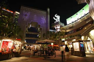 photo,material,free,landscape,picture,stock photo,Creative Commons,Shopping center of night, sightseeing spot, Hollywood, Shopping mall, chair