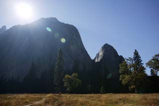 foto,tela,gratis,paisaje,fotografa,idea,Vleibol de @ yosemite de rayo de sol del otoo, Montaa, Roca, Bosque, Despeadero