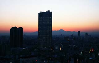 Foto, materieel, vrij, landschap, schilderstuk, bevoorraden foto,Roppongi en schemering van De fuji, Mt. Fuji, Roppongi Heuvels, Avond uitzicht, Bij donker