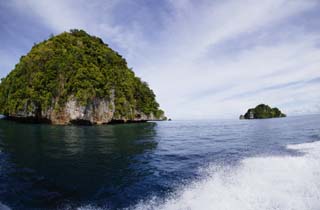 photo,material,free,landscape,picture,stock photo,Creative Commons,Palauan islands, blue sky, forest, island, wave