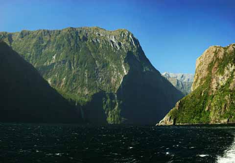 photo,material,free,landscape,picture,stock photo,Creative Commons,Milford Sound, , , , 