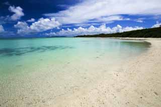 fotografia, materiale, libero il panorama, dipinga, fotografia di scorta,Una spiaggia di paese meridionale, spiaggia sabbiosa, cielo blu, spiaggia, nube