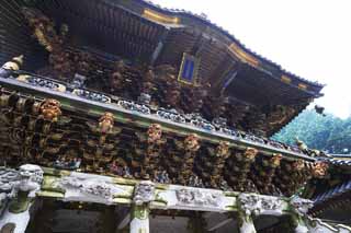 photo,material,free,landscape,picture,stock photo,Creative Commons,Look up at the Tosho-gu Shrine positive light gate, The positive light gate, world heritage, sculpture, I am luxurious