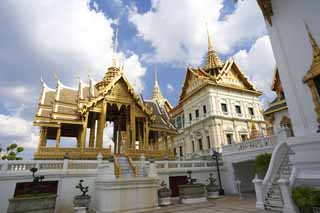 photo,material,free,landscape,picture,stock photo,Creative Commons,Chakri Palace, Gold, Buddha, The royal palace, Sightseeing