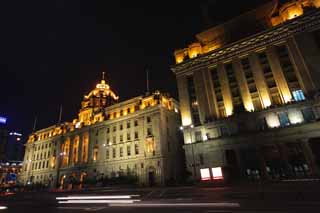 photo,material,free,landscape,picture,stock photo,Creative Commons,It is a rough sea outside night, I light it up, Western building, The Y tongue, band