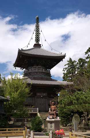 foto,tela,gratis,paisaje,fotografa,idea,Una torre de tesoros del templo de montaa sagrado, Torre de tesoros, Buddhism, Templo, Edificio de madera