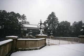 photo,material,free,landscape,picture,stock photo,Creative Commons,Snow Double Bridge, Moat, Palace, Imperial Guard, Snowfall