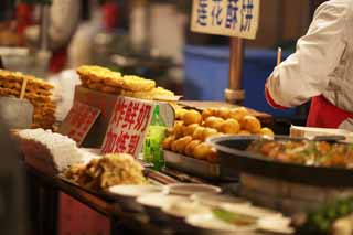 photo,material,free,landscape,picture,stock photo,Creative Commons,Yasushi Azuma Gate Street stalls, Stalls, Food, Food culture, Merchants