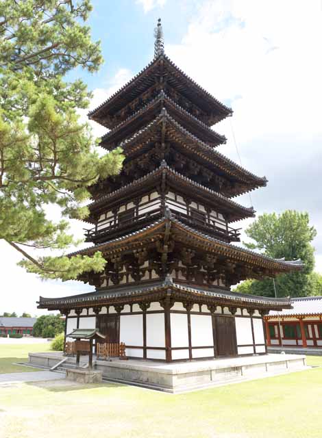 photo,material,free,landscape,picture,stock photo,Creative Commons,Yakushi-ji Temple east tower, I am painted in red, The Buddha of Healing, Buddhist monastery, Chaitya