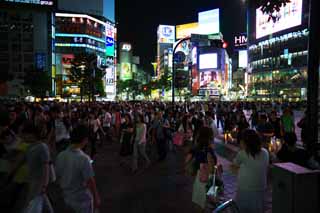 photo,material,free,landscape,picture,stock photo,Creative Commons,The night of Shibuya Station, Downtown, walker, Illumination, crowd