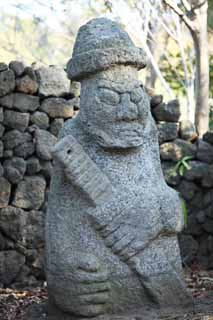 photo,material,free,landscape,picture,stock photo,Creative Commons,Torr Hull van, symbol, travelers' guardian deity, stone statue, An ornament