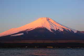 Foto, materiell, befreit, Landschaft, Bild, hat Foto auf Lager,Roter Fuji, Fujiyama, Die schneebedeckten Berge, Oberflche eines Sees, Die Morgenglut