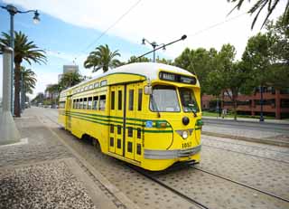 photo,material,free,landscape,picture,stock photo,Creative Commons,A streetcar, Yellow, streetcar, roadside tree, track