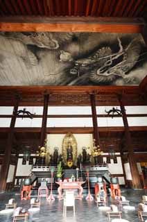 photo, la matire, libre, amnage, dcrivez, photo de la rserve,Le Temple Tofuku-ji couloir principal d'un temple bouddhiste, Chaitya, L'image du dragon, Image bouddhiste, image de l'idole principale de Bouddha avec ses deux saints bouddhistes sur chaque image des cts