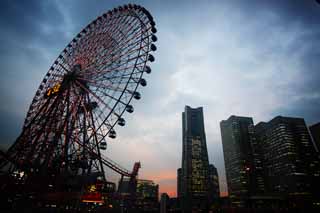 fotografia, materiale, libero il panorama, dipinga, fotografia di scorta,Yokohama Minato Mirai 21, torre di pietra miliare, Ferris la ruota, Un parco di divertimenti, citt di modello futura