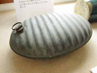 photo,material,free,landscape,picture,stock photo,Creative Commons,Meiji-mura Village Museum hot-water bottle, Heating, , The warmth, Tin plate